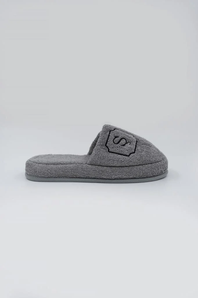 اندر هوم Ş Embroidered Towel Bathroom Home Hotel Maternity Slippers Thick Sole Slippers