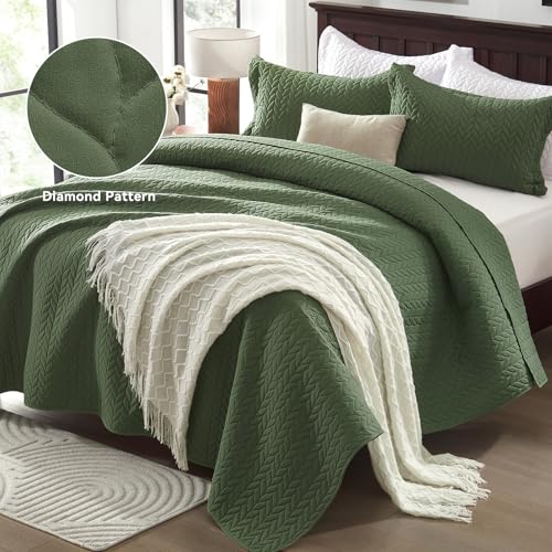 SunStyle Home Olive Green Queen Quilt Bedding Set, Lightweight Comforter Bedspread Blanket Full Queen Size Quilt, Luxury Quilted Stitching Coverlet with 2 Pillow Shams Leaf Embroidered Pattern 3pcs - Image 2