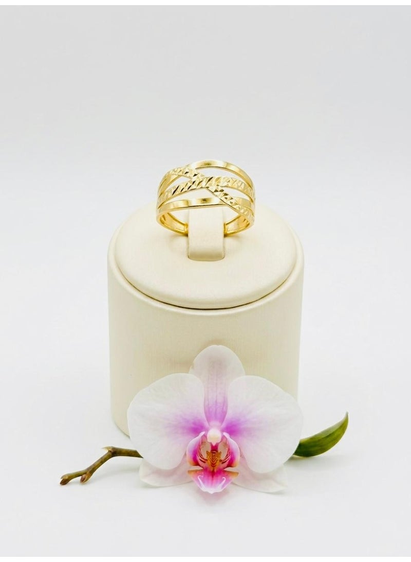 The Intermix Gems 18 Karat 750 Yellow Gold Interwoven Textured Statement Ring - Image 2