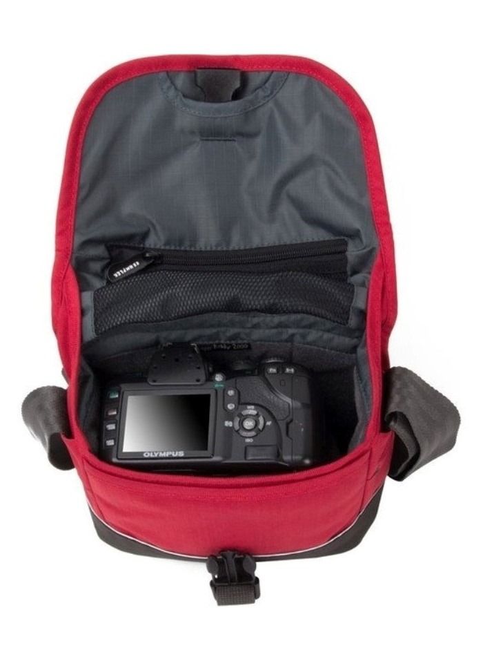 Crumpler PRY2000-002 Proper Roady Camera Sling Bag 2000 Deep Red Fits Bridge or Semi-professional SLR with mid-size zoom lens - Image 4
