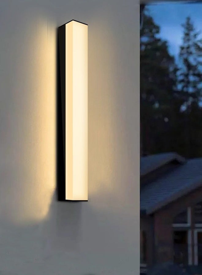 موندا مصباح جداري خارجي LED مقاوم للماء بمعيار IP65، مناسب للحدائق والممرات والشرفات، مزود بثلاثة اتجاهات إضاءة علوية وسفلية، تصميم عصري وبسيط، لون أسود مطفي، مثالي للسلالم والممرات والحدائق. - Image 5