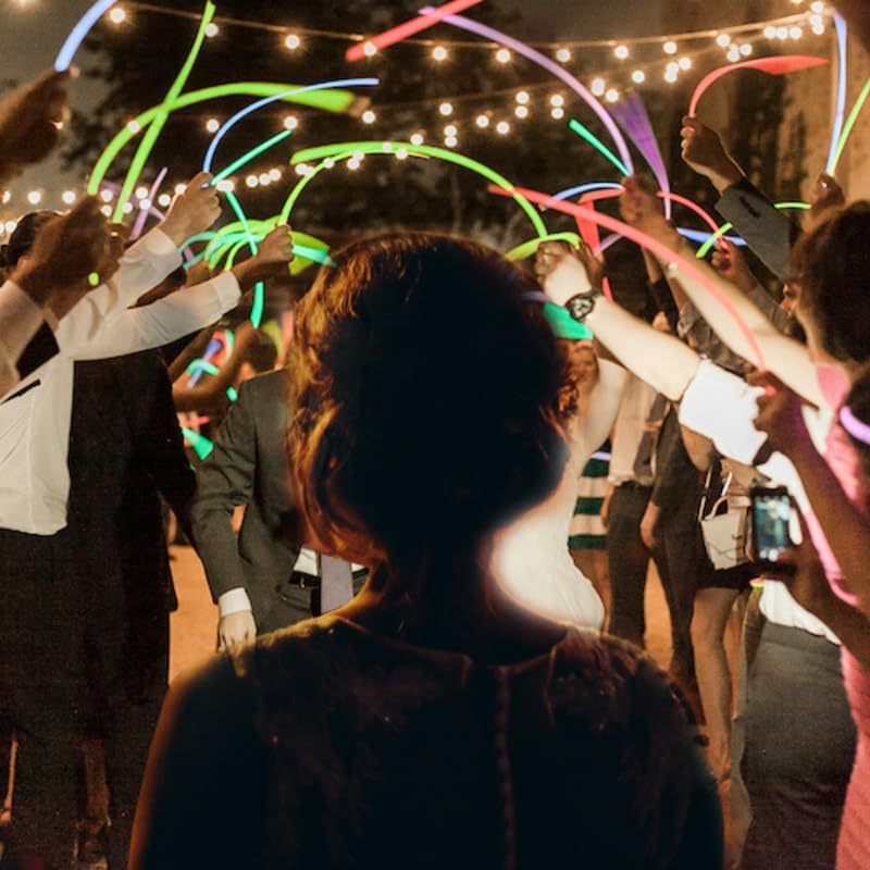 Glow Fever Glow Sticks Bulk 100ct 22'' Glow Necklaces with Connectors, Neon Light Sticks for Party Festivals Raves Concert Birthday Wedding, Green - Image 3