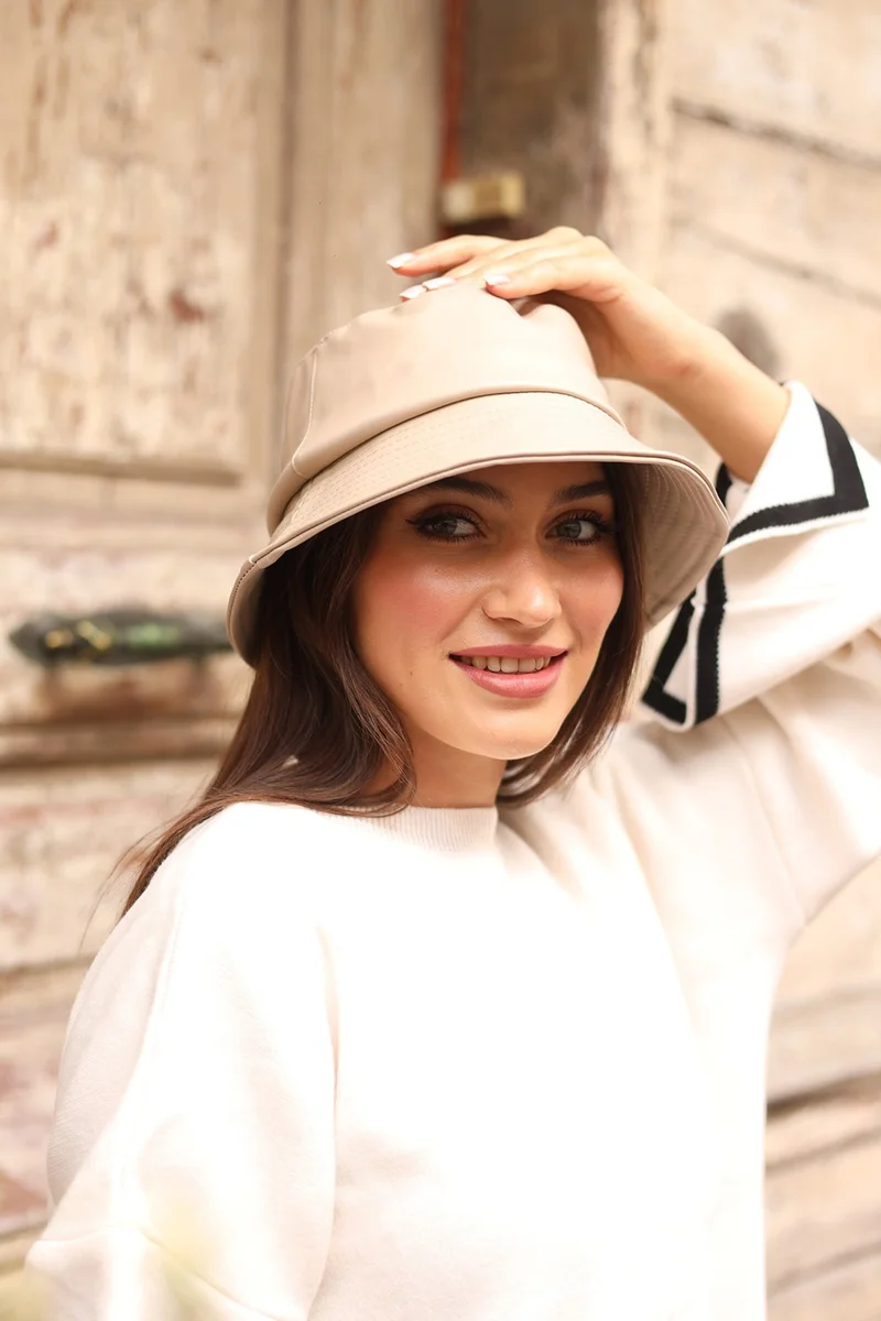 ريمسا مايو Women Leather Bucket Hat Rkş-02 Beige