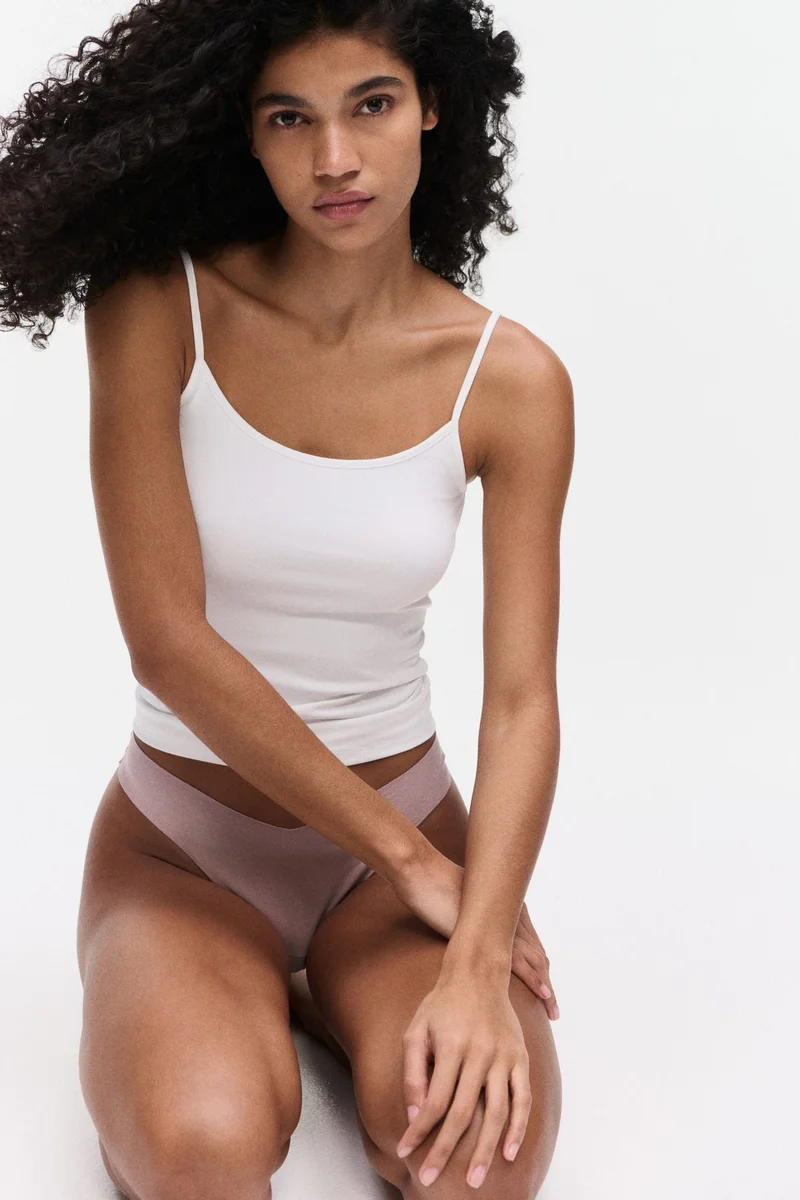 اتش اند ام سروال برازيليات بتصميم غير مرئي - عبوة من 3