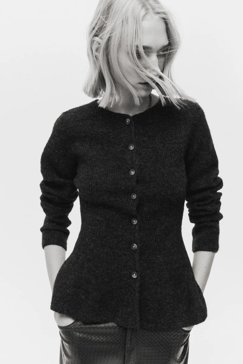 اتش اند ام كارديغان محبوك بحافة مموجة