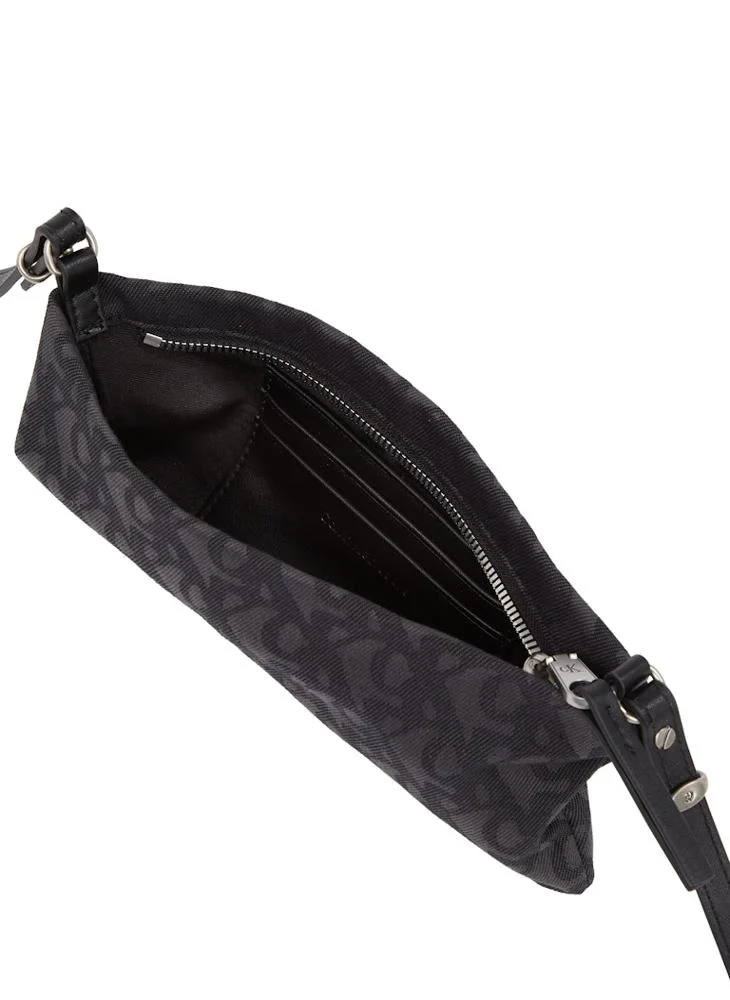 Calvin Klein Jeans Logo Detailed Zip through Crossbody
