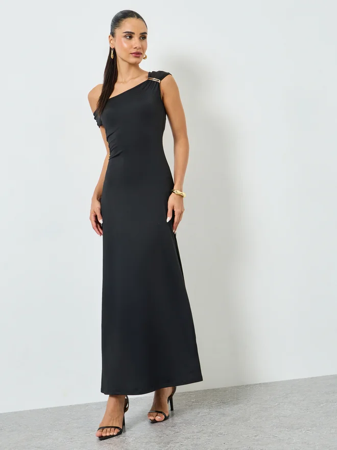 ستايلي Styli Black Asymmetric Neck Buckle Maxi Dress