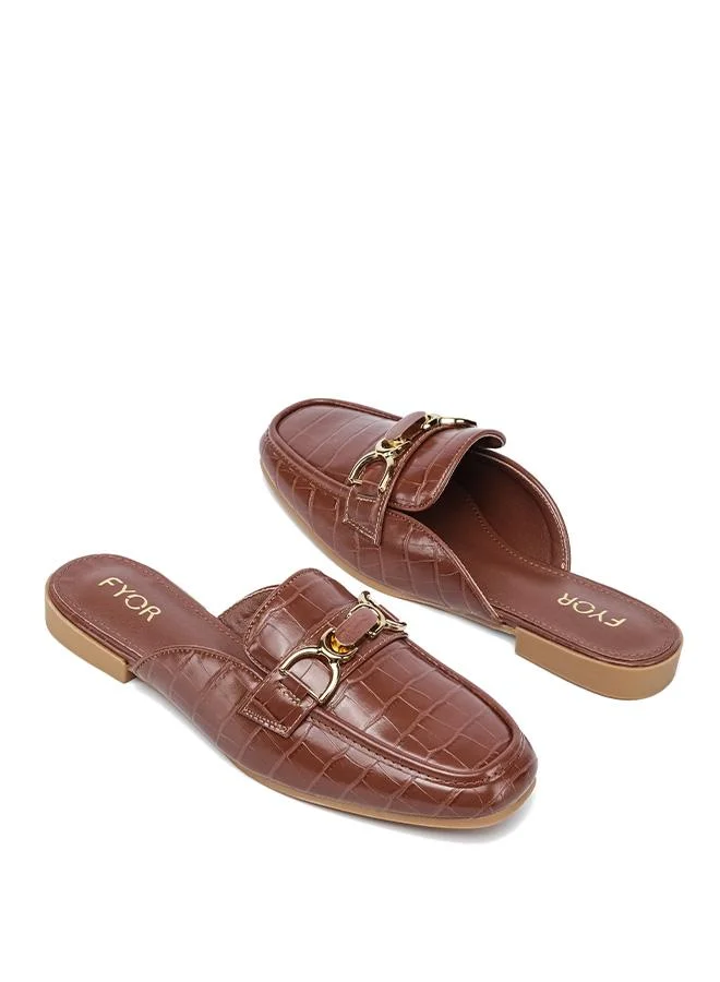Fyor  Stylish Chain-Detail Flat Sandal AJ 009 for Women | Best Price UAE