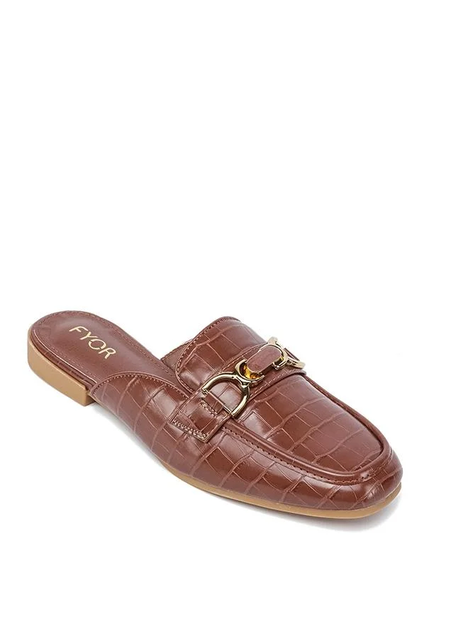 Fyor  Stylish Chain-Detail Flat Sandal AJ 009 for Women | Best Price UAE