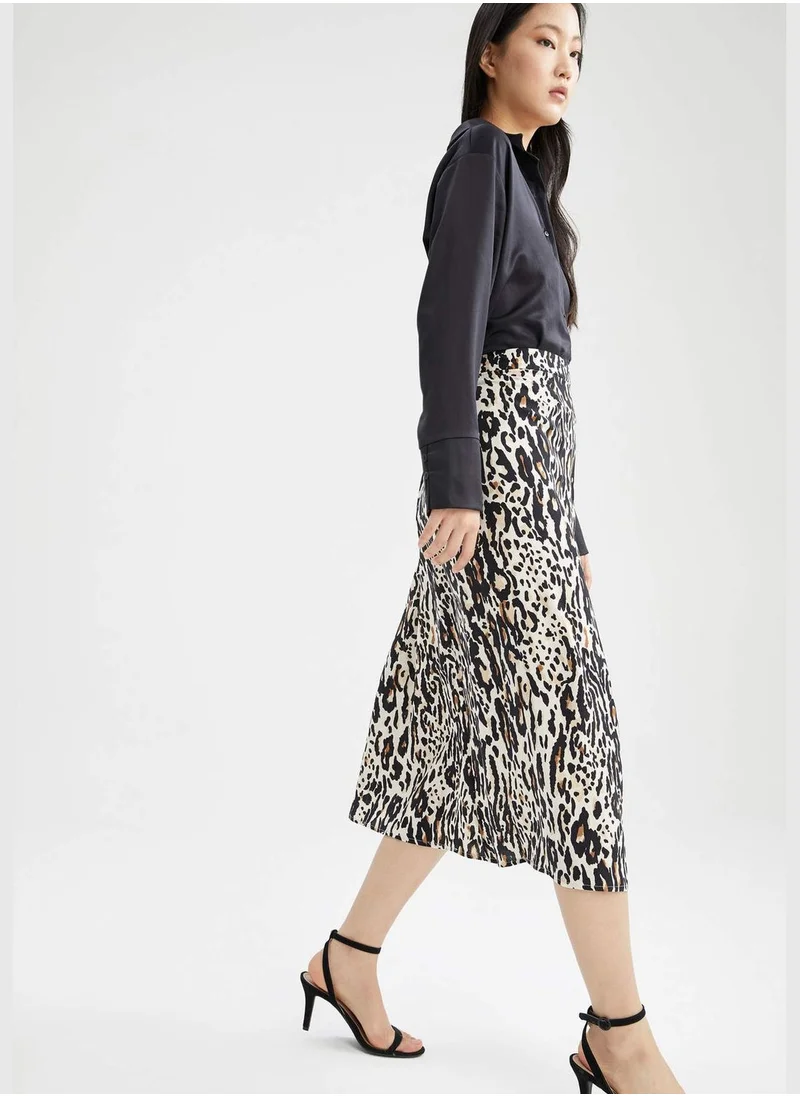 ديفاكتو High Waisted Printed Midi Viscose Skirt