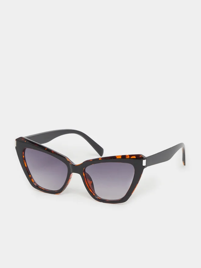 Styli Styli Tortoiseshell Print Polarized Cat Eye Sunglasses