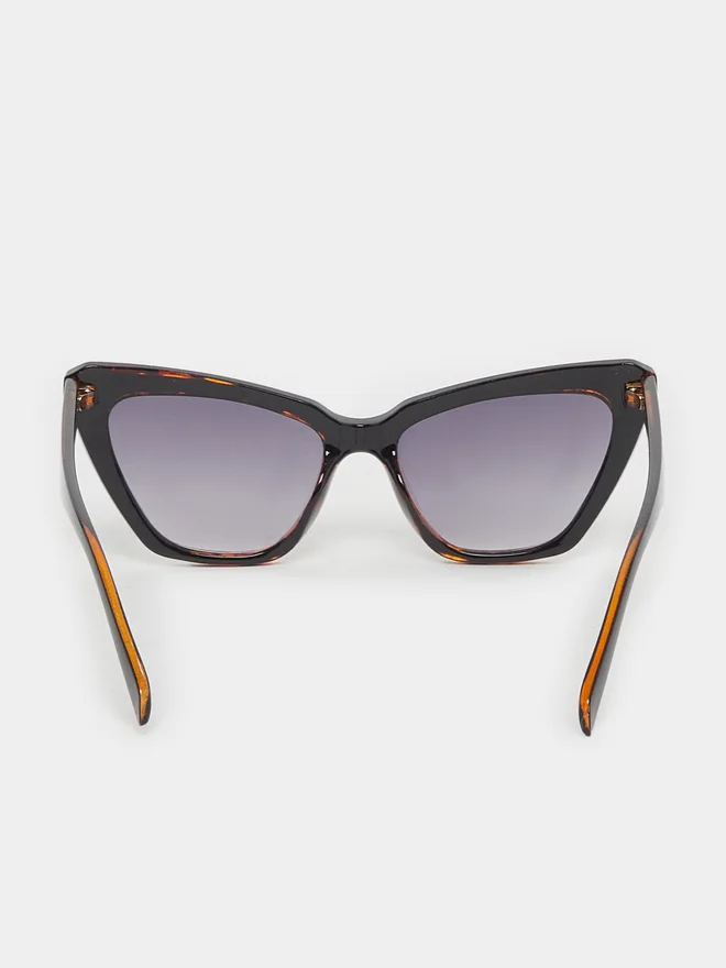 Styli Styli Tortoiseshell Print Polarized Cat Eye Sunglasses