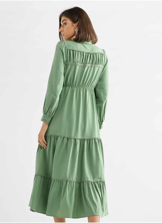 Splash FAV Solid Tiered Midi Dress with Puff Sleeves and Collar