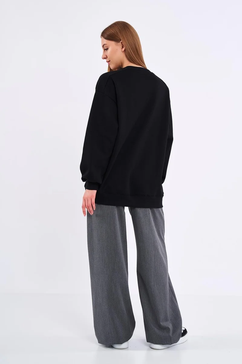 mmetalic Women's Black Cotton Oversize Basic Crew Neck Sweatshirt