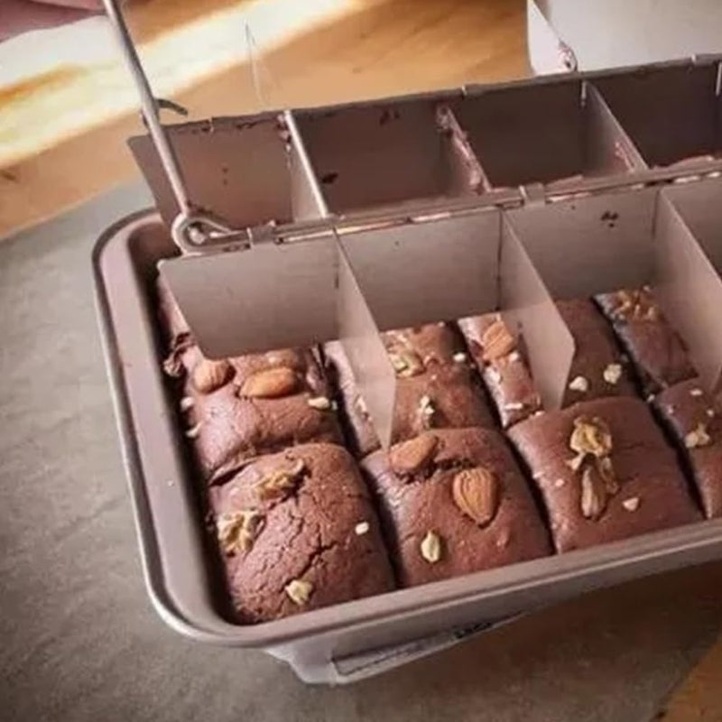 CAKE DECOR Brownie Tray NonStick Carbon Steel Bakeware EasyRelease and Durable Design for Perfect Brownies Bars and Mini Desserts Brownie Pan - Image 4