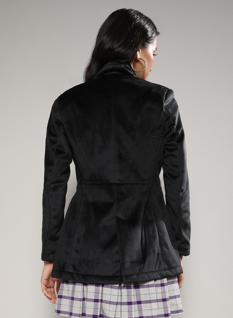 Campus Sutra Women's Black Single-Breasted Blazer With Power Shoulders - Image 3