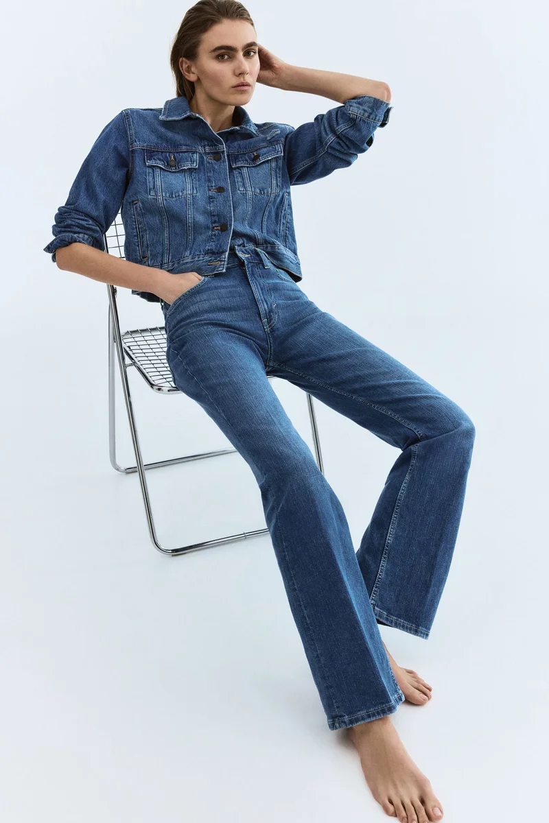 اتش اند ام جينز بقصّة بووت كت خصر عالي