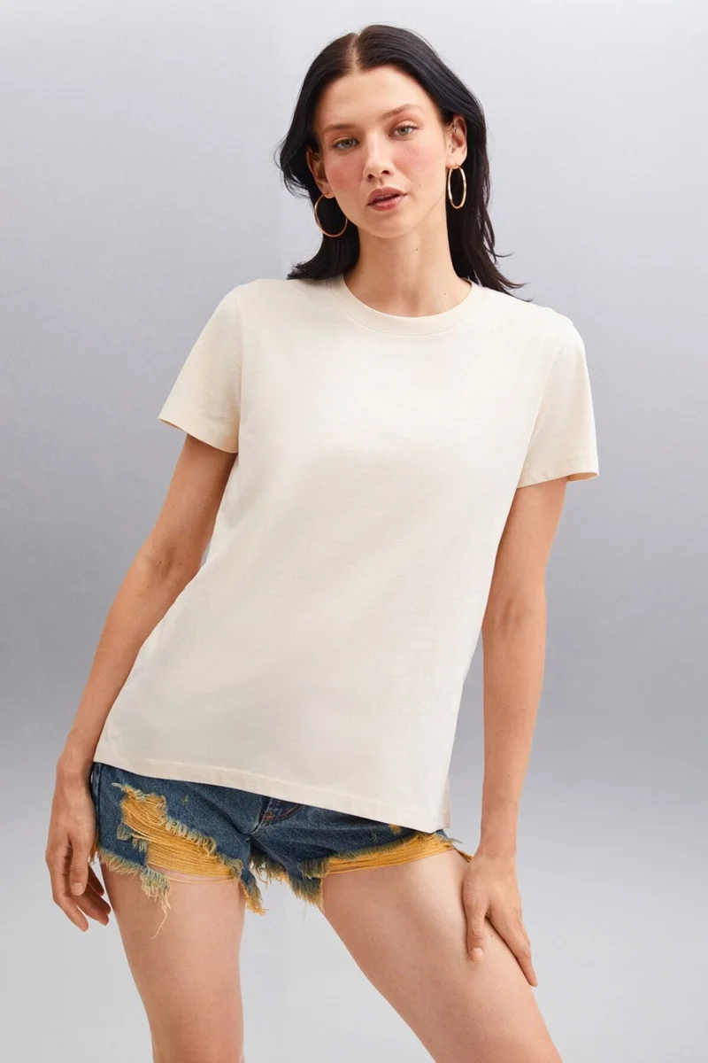 جريميلانج Samantha Women's Comfort Fit 100% Organic Cotton Basic Knitted Beige T-shirt