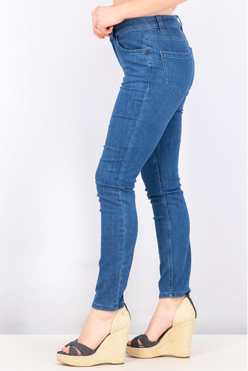 Tchibo Women Regular Fit Plain Stretchable Denim Jeans, Blue - Image 4