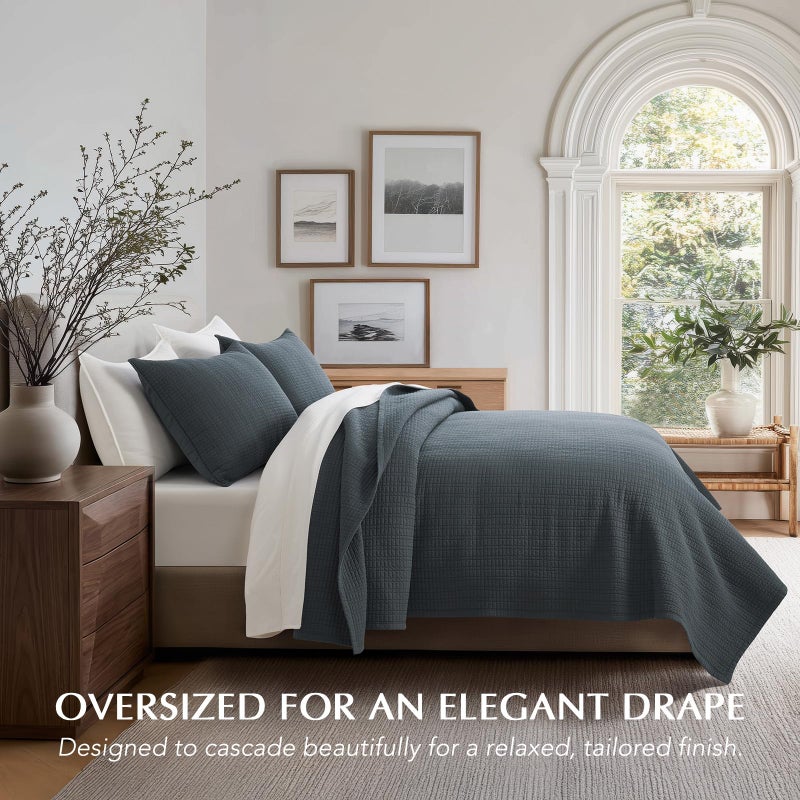 EverGrace 100% Cotton Quilt King Size, Pre-Washed Modern Grid Stitch Lightweight Bedspread Coverlet for All Season, Oversized 3-Piece Bedding Set with 2 Pillow Shams, Midnight Blue - Image 2