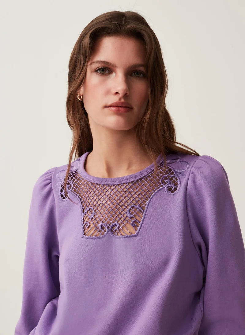 او في اس Round-neck sweatshirt with crochet insert