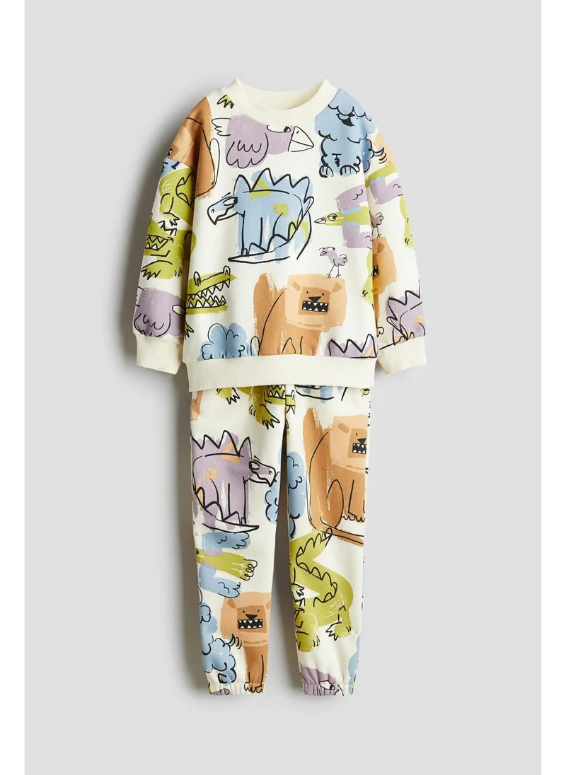 اتش اند ام 2-piece sweatshirt and joggers set