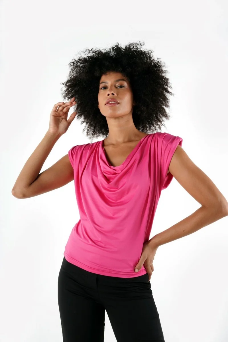 الكسندر جاردي Cowl Neck Padded Flowy Blouse (B24-0081)