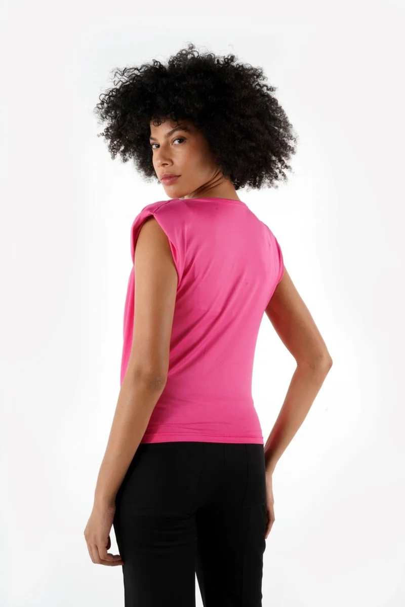 الكسندر جاردي Cowl Neck Padded Flowy Blouse (B24-0081)