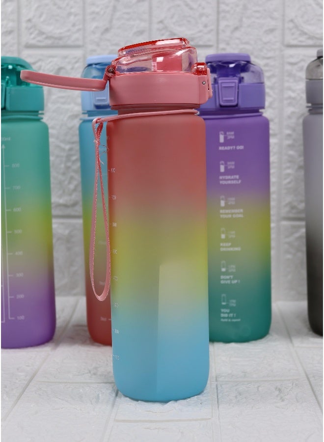 توشيونيكس زجاجة مياه رياضية تحفيزية سعة 1000 مل مع علامات زمنية، وغطاء يعمل بلمسة واحدة، وفوهة قلابة، وماصة مدمجة، وتصميم حزام حمل مزدوج وملصقات مجانية لطيفة - خالية من مادة BPA، وغطاء مانع للتسرب، وصديقة للبيئة، مصنوعة من البلاستيك، وقابلة لإعادة الاستخدام، وزجاجة مياه تذكيرية للشرب للبالغين والأطفال في المدرسة والمكتب والترطيب اليومي والصالة الرياضية واللياقة البدنية والأنشطة الخارجية والرياضة والسفر، زجاجة سعة 32 أونصة - Image 3