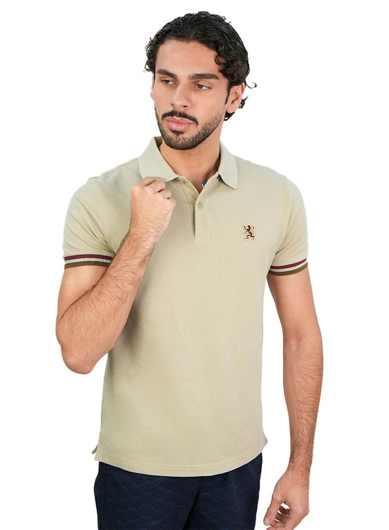 GIORDANO تي شيرت بولو قطن ضيق للرجال مع تطريز أسد صغير - Image 1