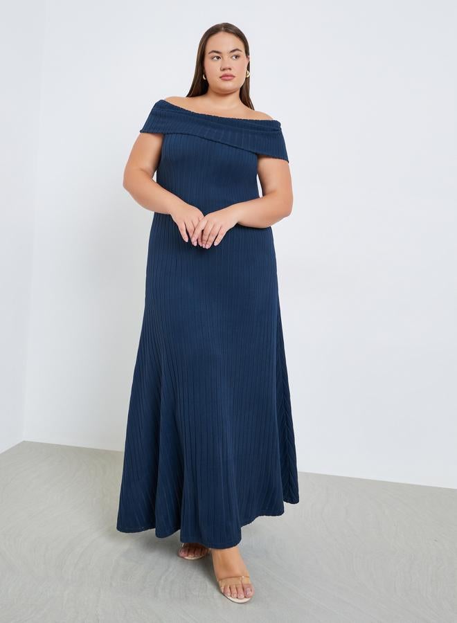 ستايلي فستان طويل بمقاس كبير مضلع بأكتاف مكشوفة - Image 3