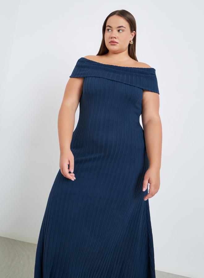 ستايلي فستان طويل بمقاس كبير مضلع بأكتاف مكشوفة - Image 2