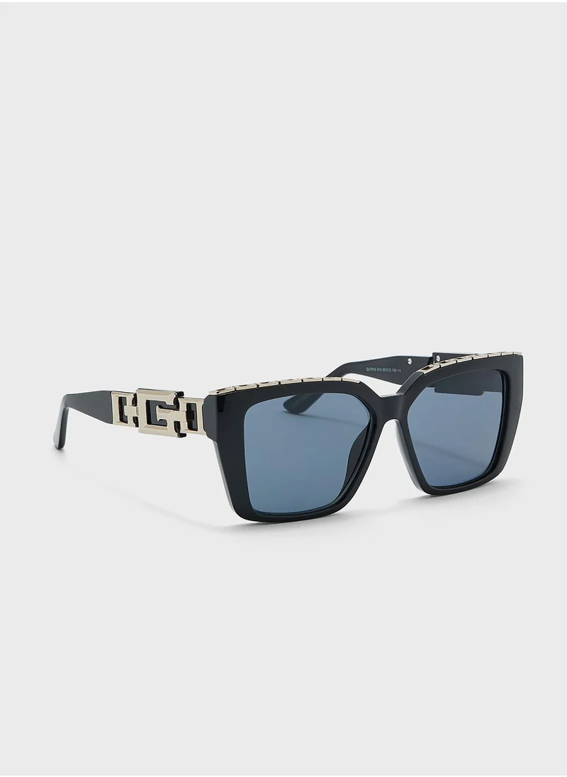 GUESS Oversized Shape Sunglasses