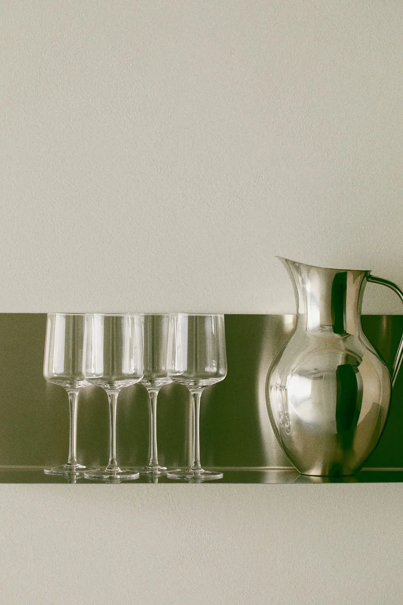 H&M 4-pack wine glasses