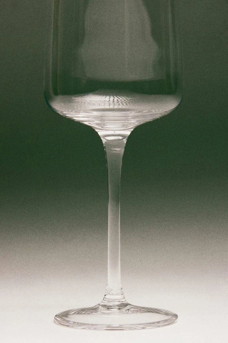 H&M 4-pack wine glasses