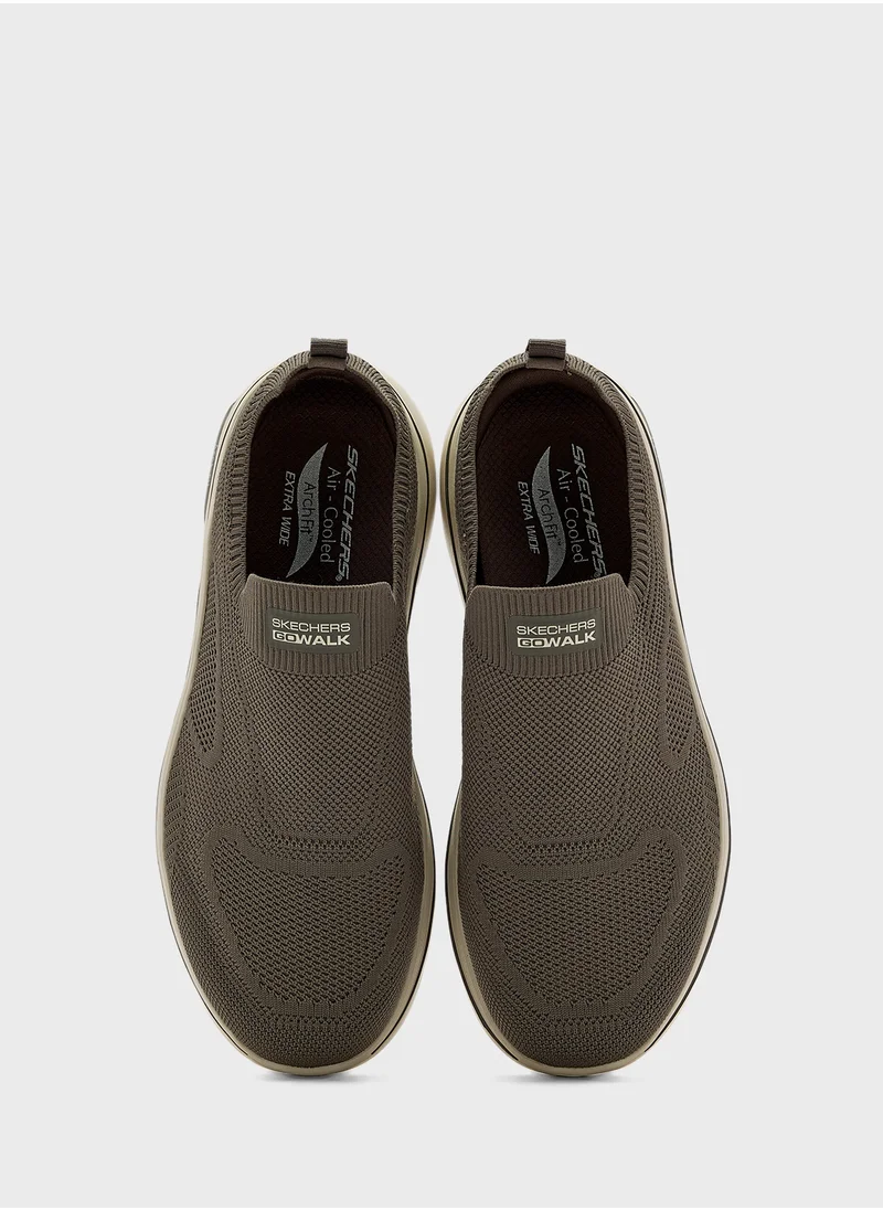 SKECHERS Go Walk Arch Fit 2.0