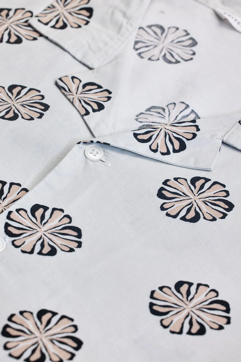 سنيتش Light Grey Floral Half Sleeve Boxy Shirt