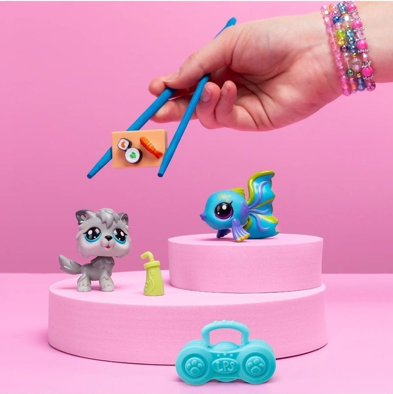 Lps Minis Dog and Tropical Fish 2 Piece Figure Set