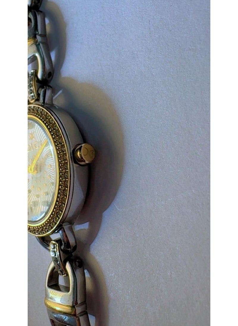 DICI Premium DICI Two-Tone Ladies Watch – Crystal Embellished Dial & Bracelet, Pre-Owned in Excellent Like-New Condition - Image 4