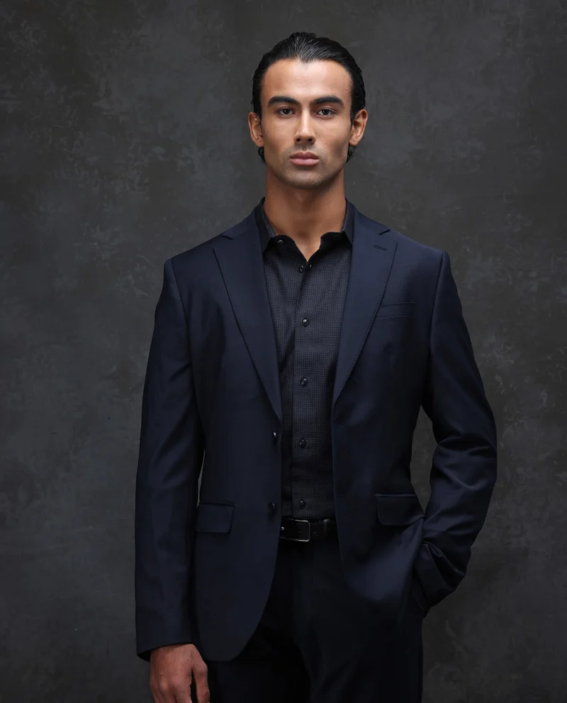 رير رابِت Men's Suit - Wool Blend