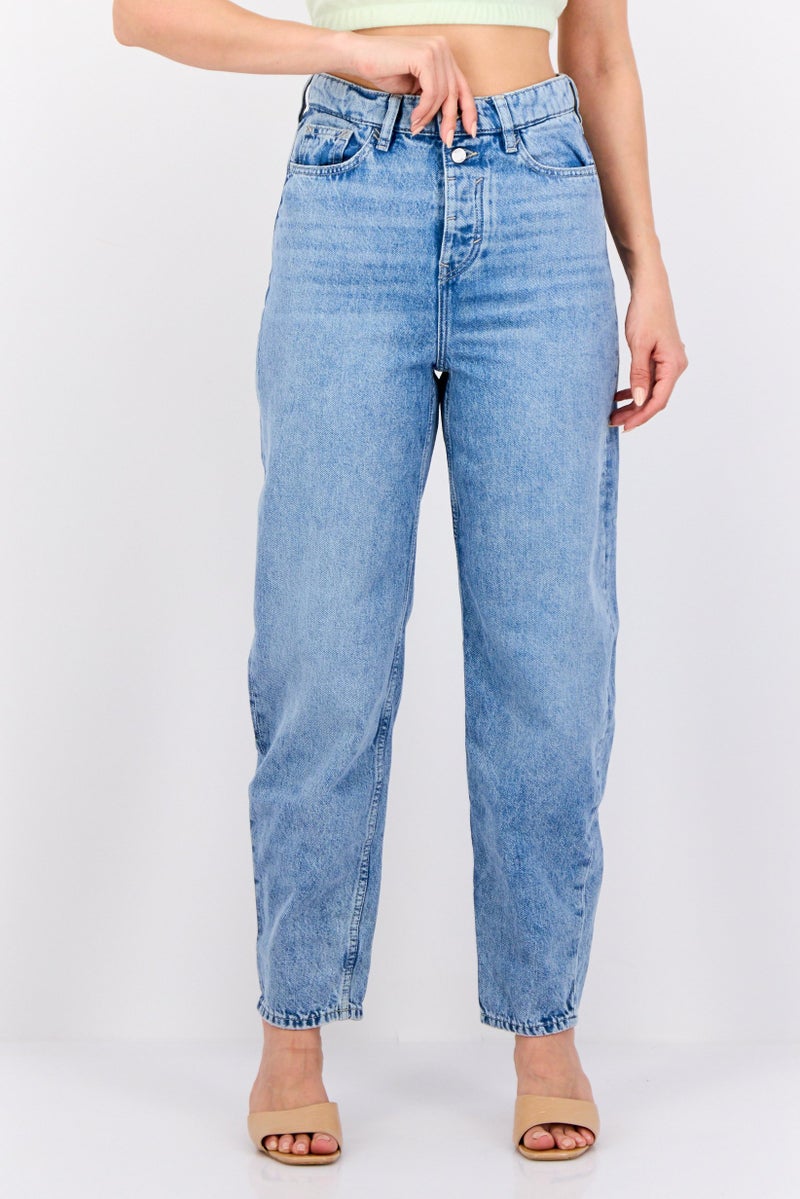 ESPRIT Women Regular Fit Washed Denim Jean, Blue - Image 1