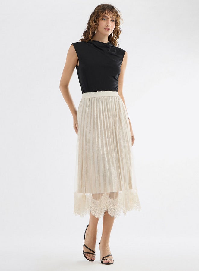 Splash FAV Lace Detail Pleated Asymmetric Midi Skirt - Image 2