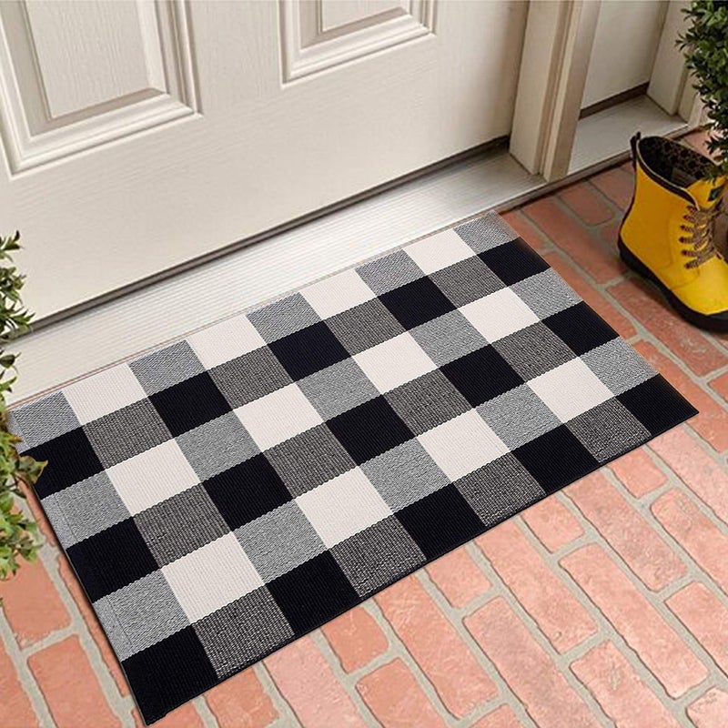 MUBIN Cotton Buffalo Plaid Rug, 2'x3' Black and White Outdoor Rug Front Door Decorative Mat, Washable Doormat Hand-Woven Foldable Area Rug Layered Door Mats Rug for Front Porch, Entryway, Patio - Image 1