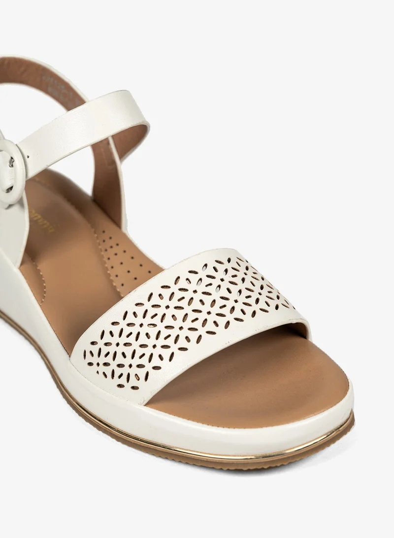 Geoomnii WHITE Geoomnii Comfort Slide Sandals for Women – Cushioned Slip-On Casual Sandals for Daily Wear, Home, Travel & Walking for Women | Best Price UAE