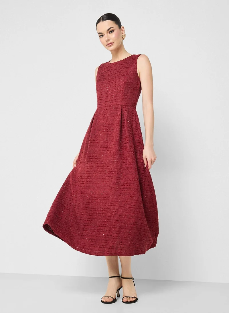 Ginger Shirred Volume Hem Midi Dress