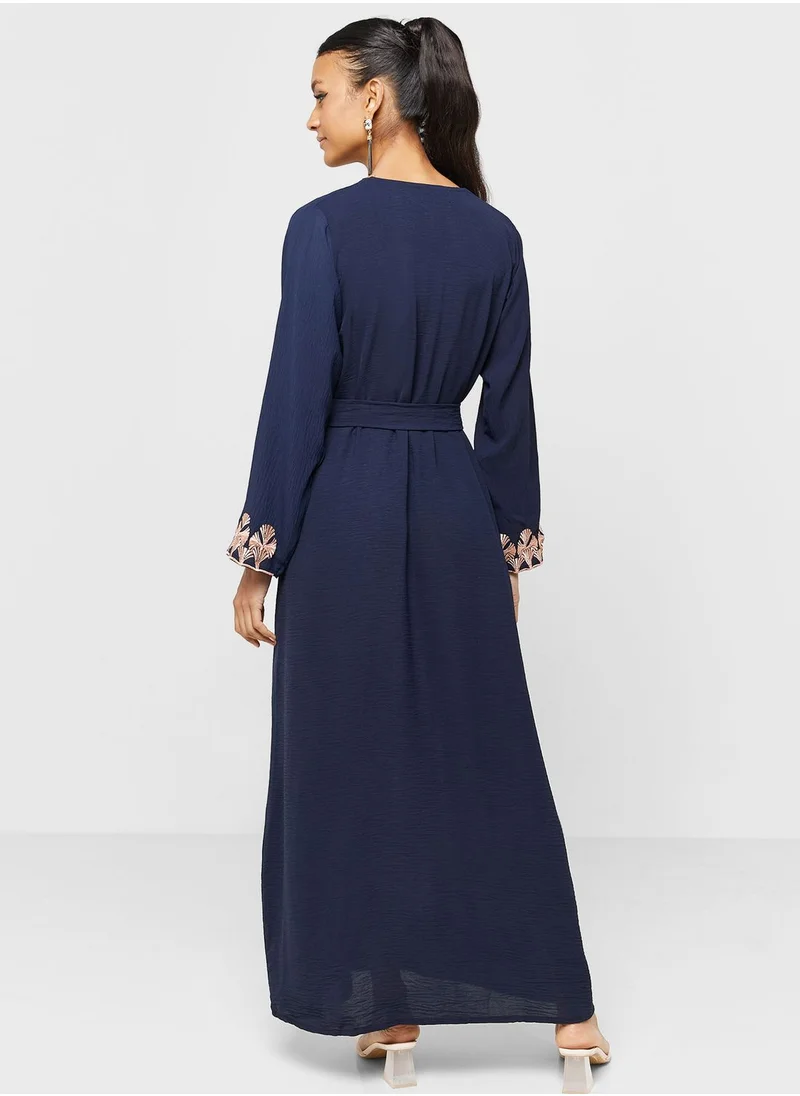 hayas closet Embroidered Belted Jalabiya