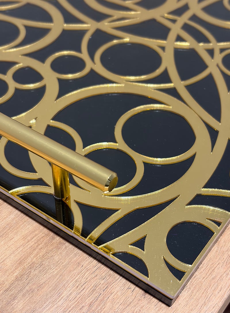 لوحة صينية تقديم من الأكريليك بتصميم مزخرف ومقابض معدنية ذهبية اللون - Image 3