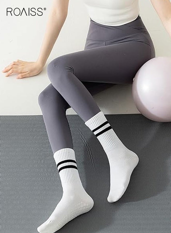 رويس أزواج من جوارب البيلاتس القابلة للتنفس للنساء، جوارب طويلة رياضية غير قابلة للانزلاق لتمارين الباليه والباريه والصالة الرياضية باللونين الأبيض والأسود مريحة ومتعددة الأزواج - Image 4