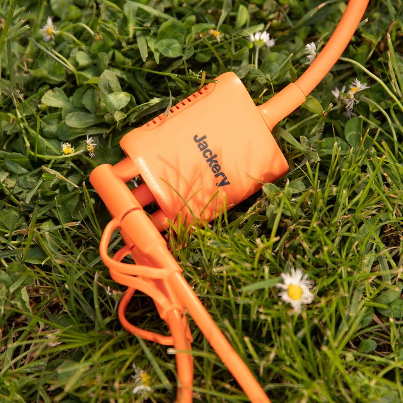 Jackery Solar Series Connector for Explorer Portable Power Station and SolarSaga 200W Solar Panel - Image 3