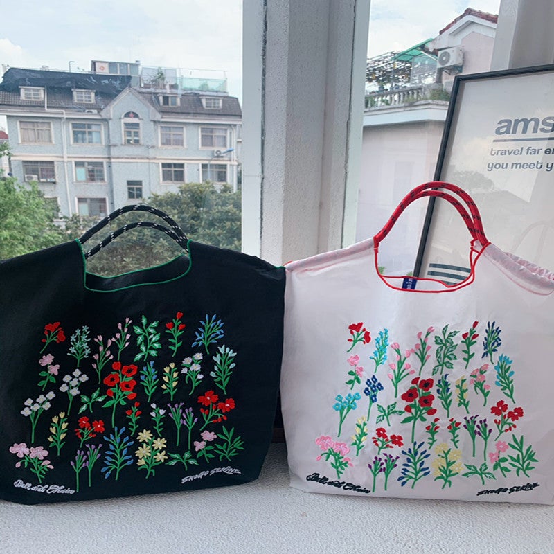 Women'S Flower And Grass Embroidered Shopping Bag Portable Lightweight Hand Carrying Environmental Protection Bag Retro Large Capacity Portable Shoulder Messenger Bag - Image 2